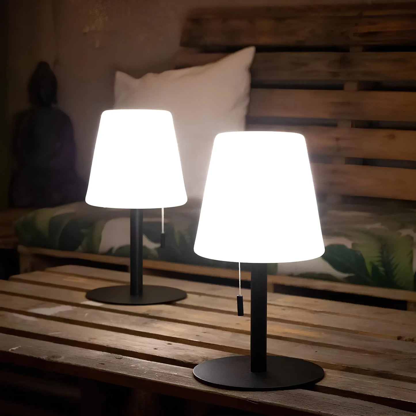 Minimalist Modern Table Lamp - illumexa