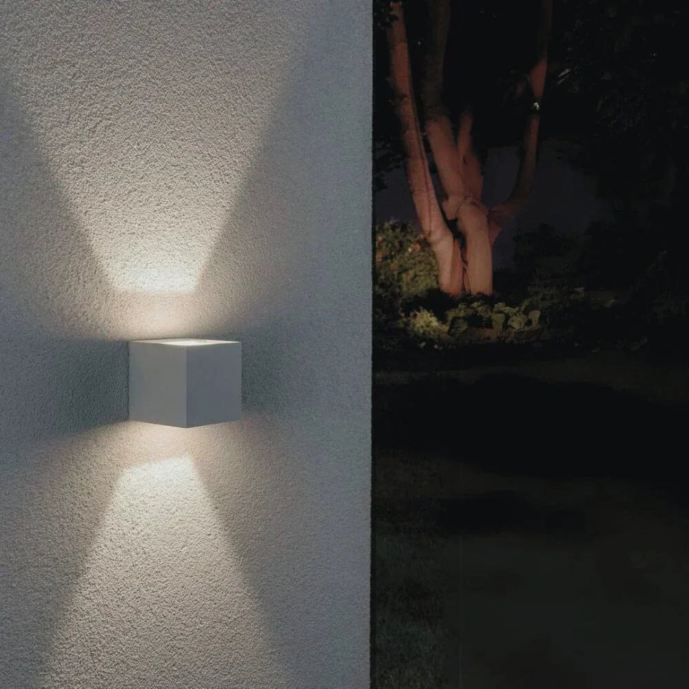 Adjustable Wall Light - illumexa