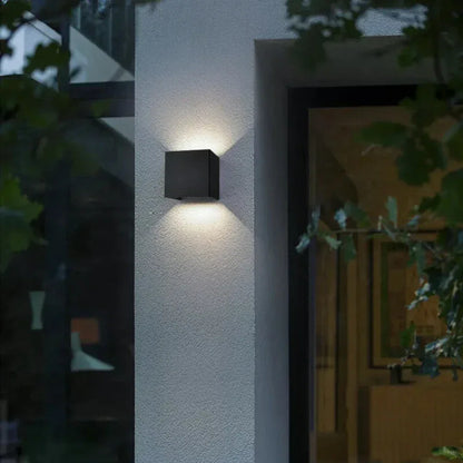 Adjustable Wall Light - illumexa