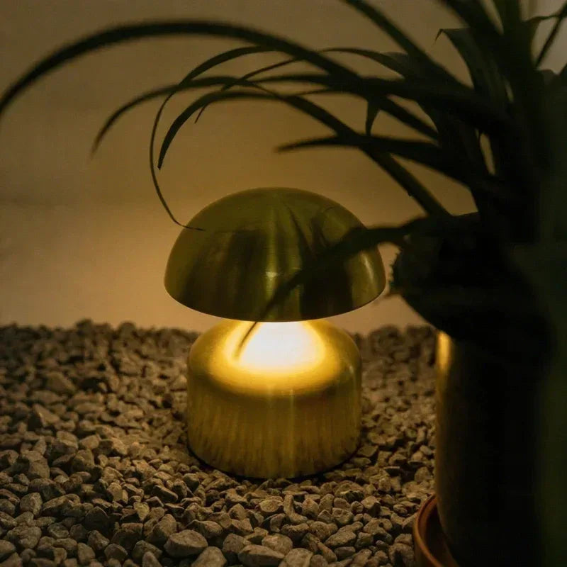 Auralis™ Table Lamp - illumexa