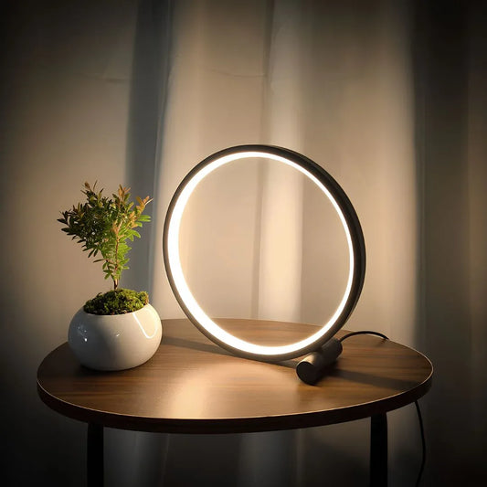 Halo Nightstand Lamp - illumexa