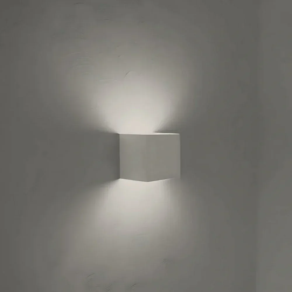 Adjustable Wall Light - illumexa